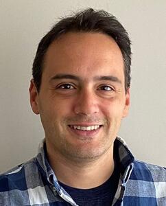 Presentation Summit 2022: Conversation with Julián Magnone