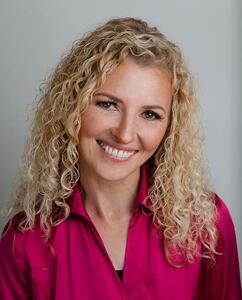 Presentation Summit 2016: Conversation with Carmen Simon