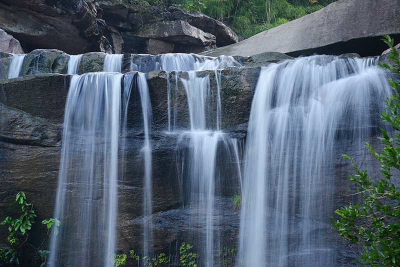 A normal waterfall picture